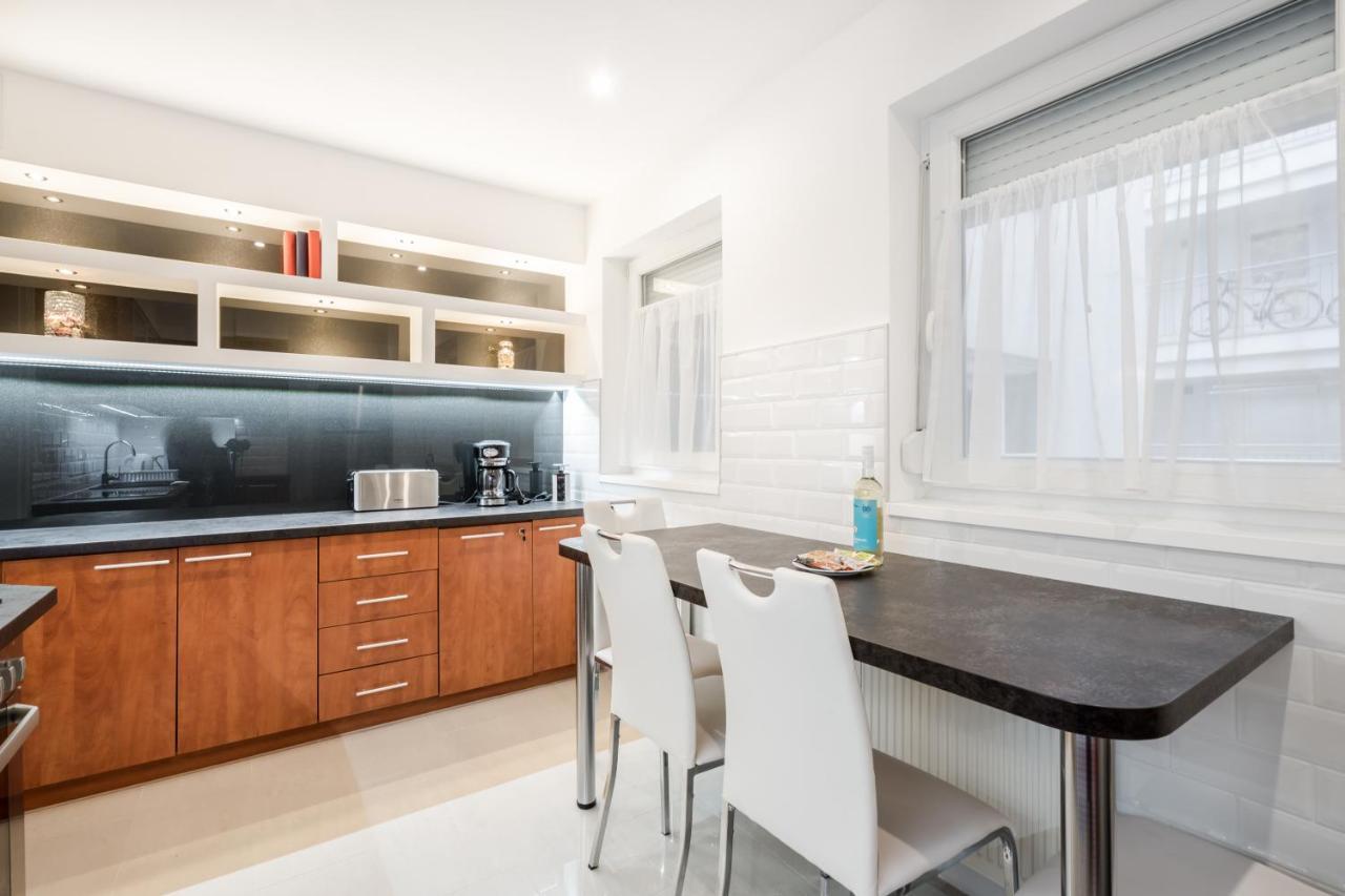 Bpr Garay Suite With Rooftop Terrace & A/C Budapest Eksteriør billede
