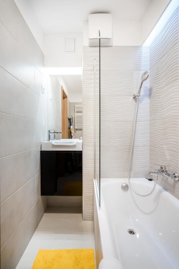 Bpr Garay Suite With Rooftop Terrace & A/C Budapest Eksteriør billede